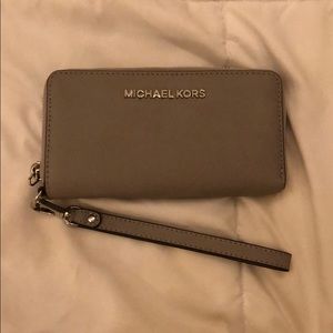 Michael Kors Clutch
